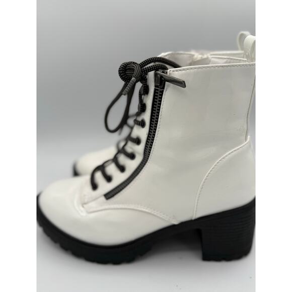 Forever 21 White Chunky Lace Up Boots - Picture 4 of 9